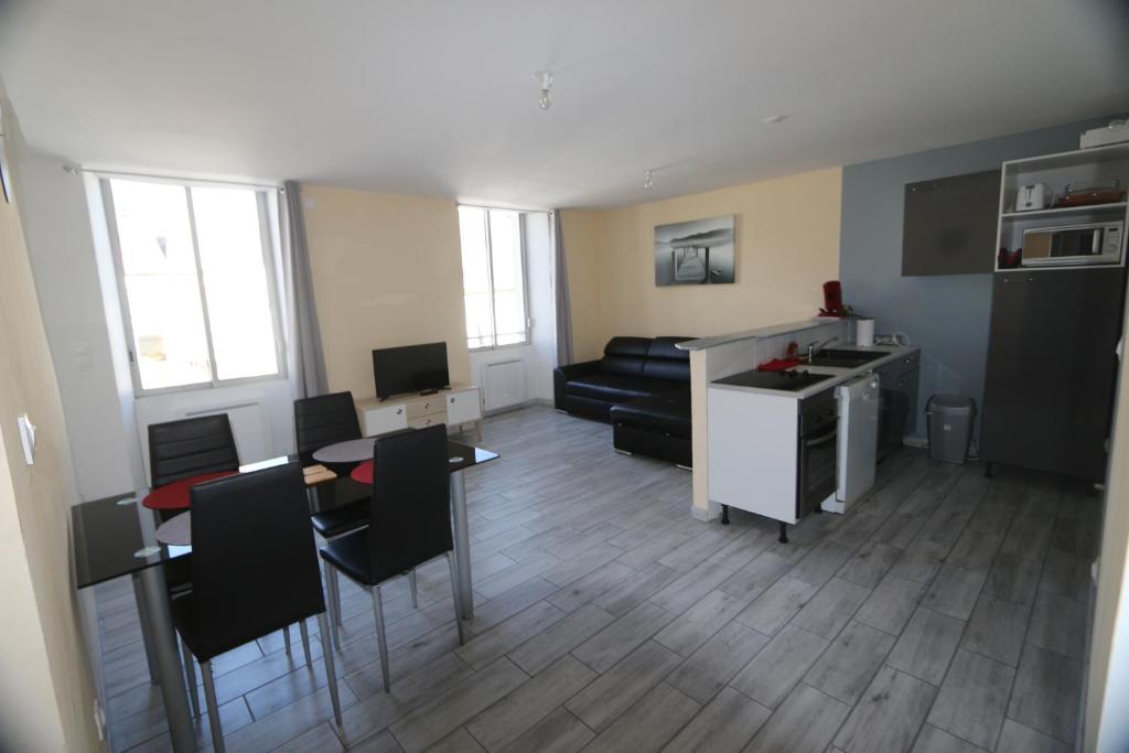 Apparts Gites Cholet centre photo 3