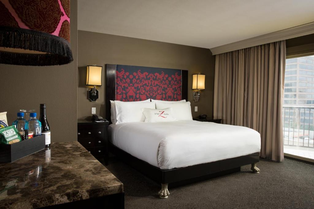 Hotel Zaza Houston Museum District Room Type - Premium Balcony Room, 1 King Bed