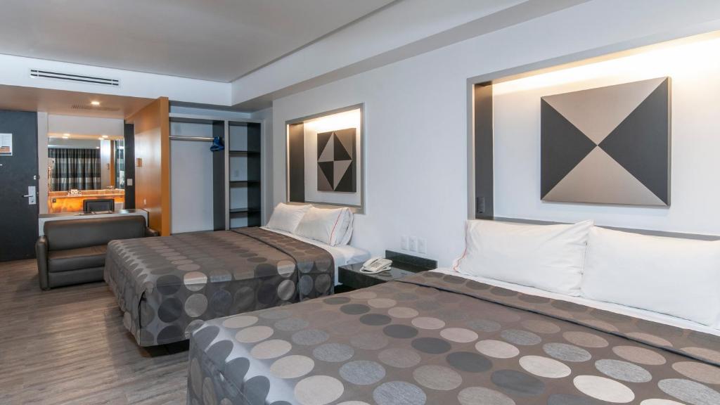 Двухместный (Двухместный номер с 2 двуспальными кроватями), Hotel Harare