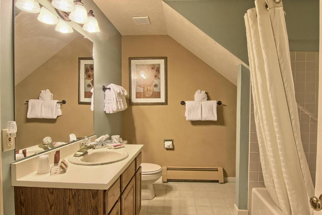 210 Pointes North Inn photo 4
