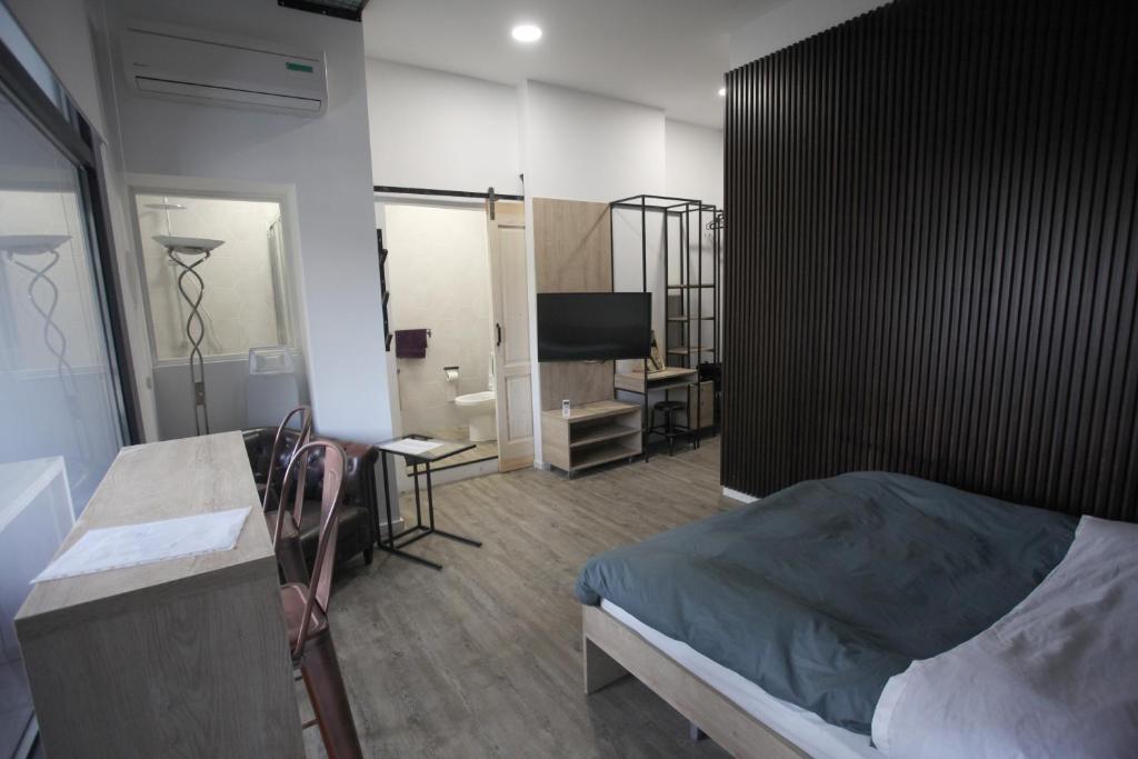 G.R City Heart Room Type - Studio Apartment