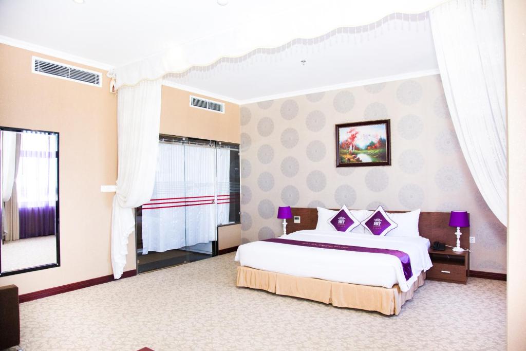 Hai Ba Trung Hotel & Spa