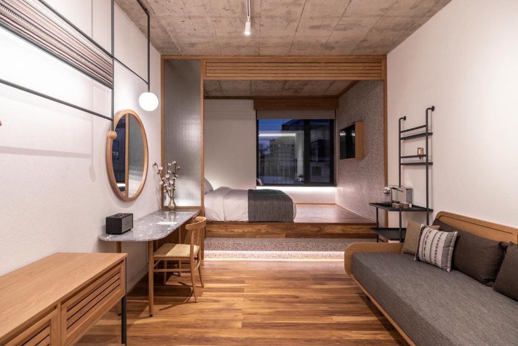 Сьюит (Очень просторный номер с боковым видом на Акрополь), Ergon House
