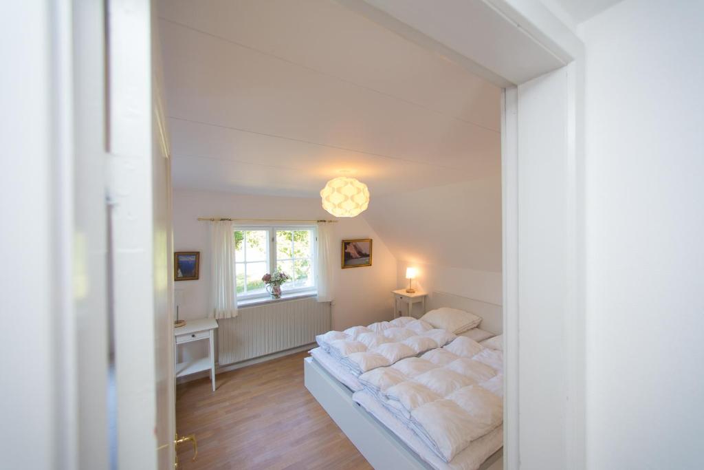 Snowwhites House photo 2
