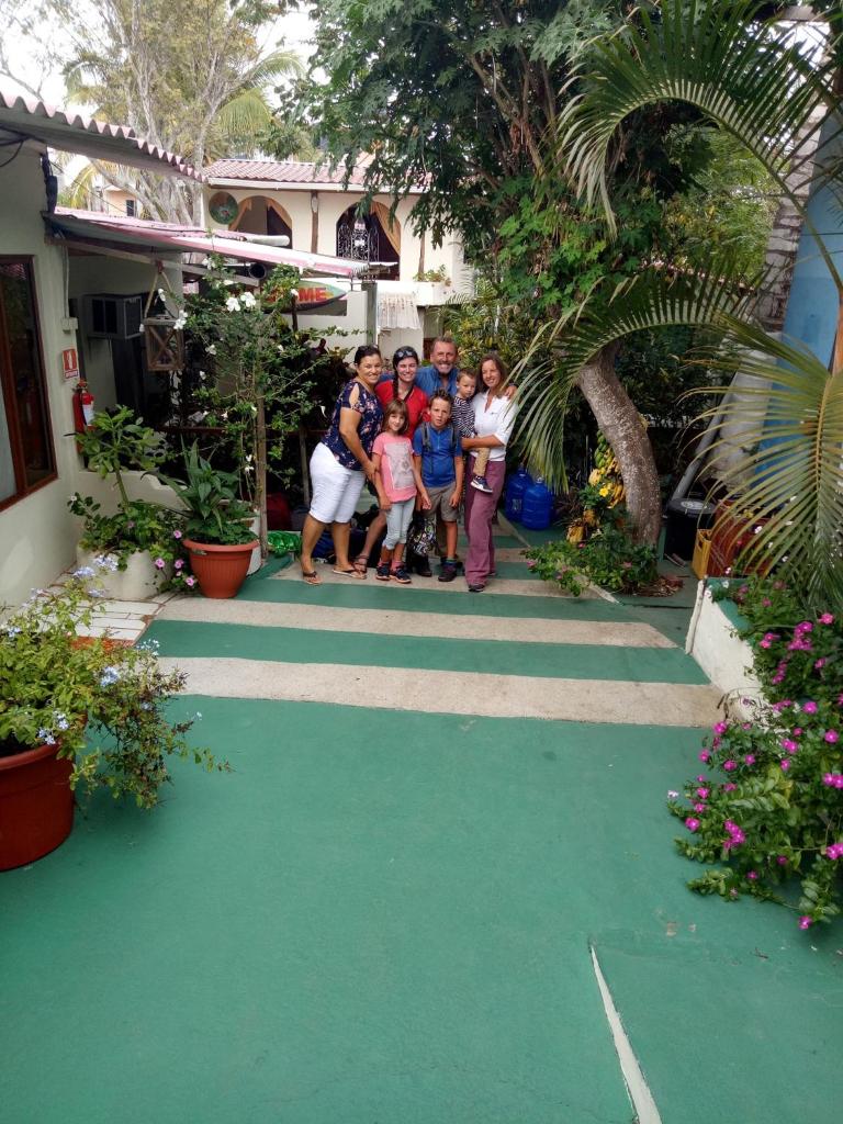 Nelyza's Suites & Adventure photo 4