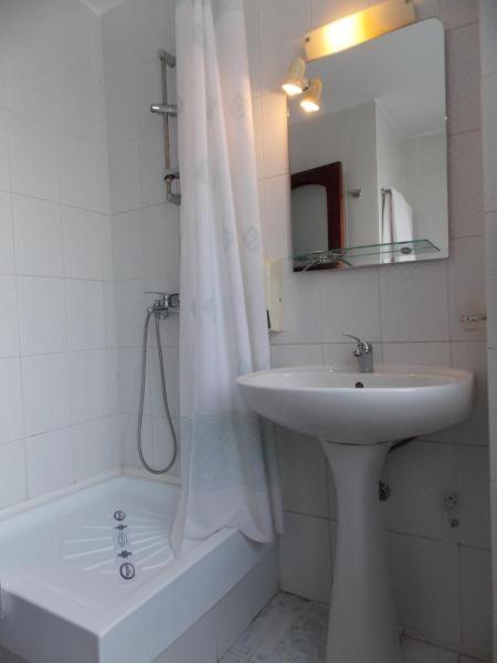 Двухместный (Стандартный двухместный номер с 1 кроватью), Hotel Amadeo with bathroom