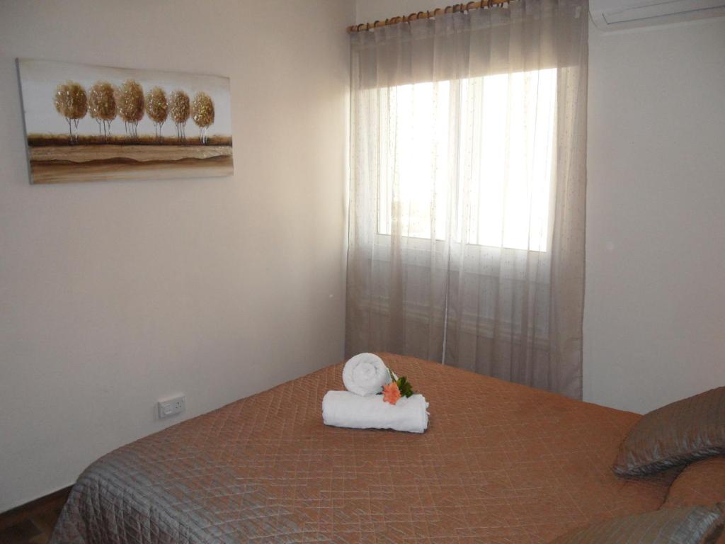 SUNSHINE APTS, TWO BEDROOM , FREE INTERNET, No 3 photo 4