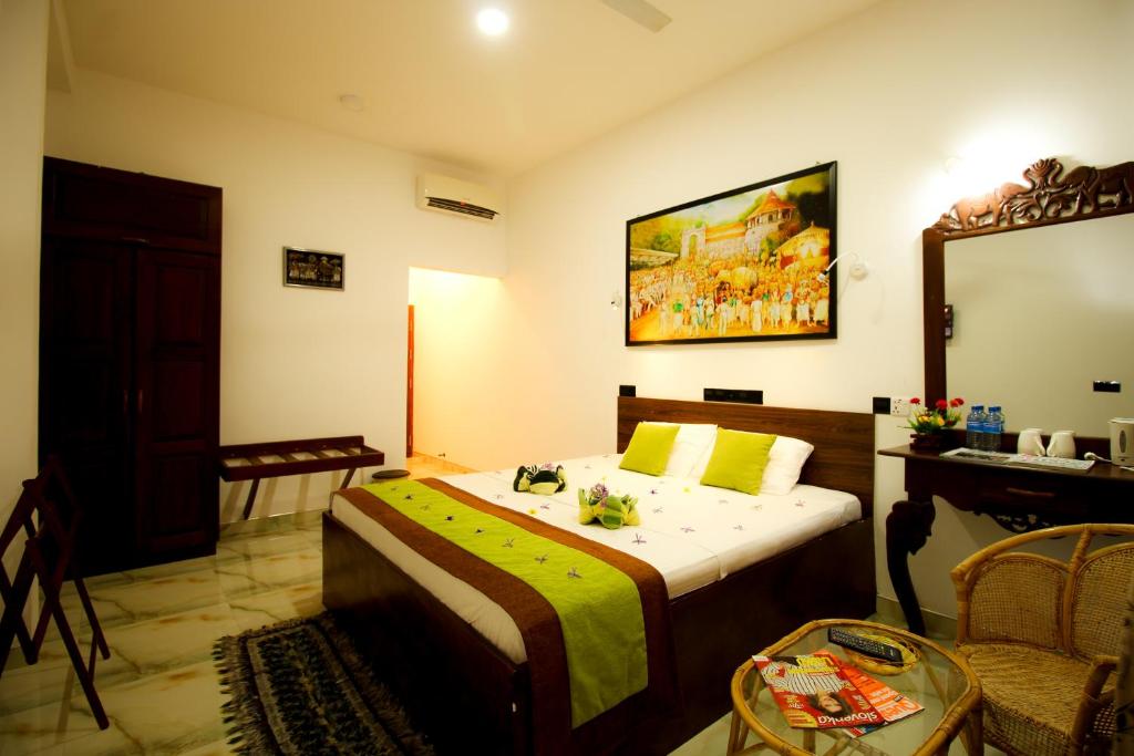 Двухместный (Deluxe Double Room with Balcony and Sea View with 24-Hours Check-Out from the Time of Check-in based on Availability & Free Upgrade to Half Board Meal Plan for Stays of 10 Nights or More), Hotel Coconut Bay