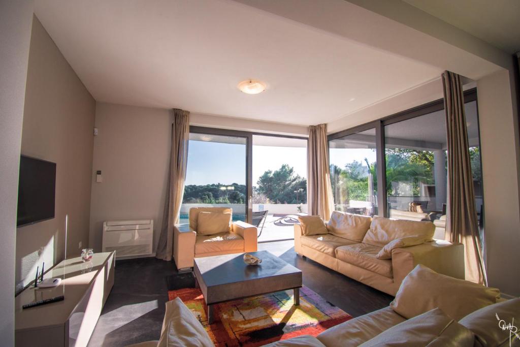 Villa Sunrise Premantura Sea View photo 2