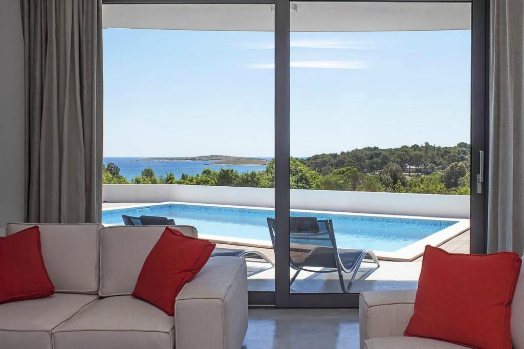 Villa Sunrise Premantura Sea View photo 1
