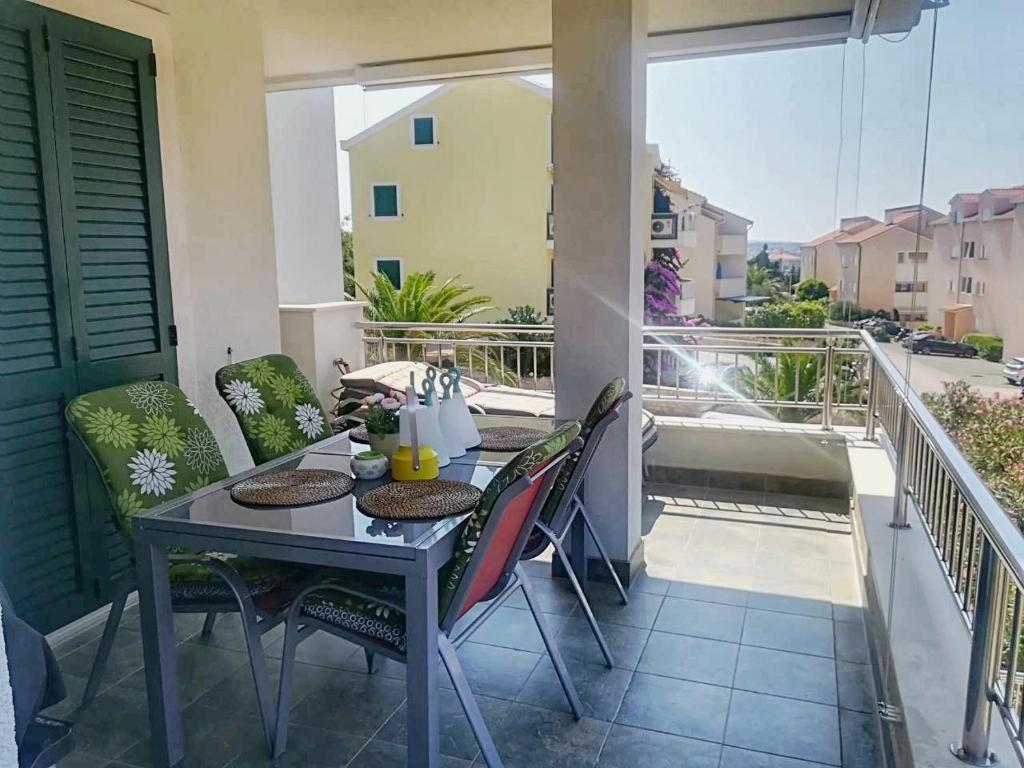 Apartment Zana photo 4