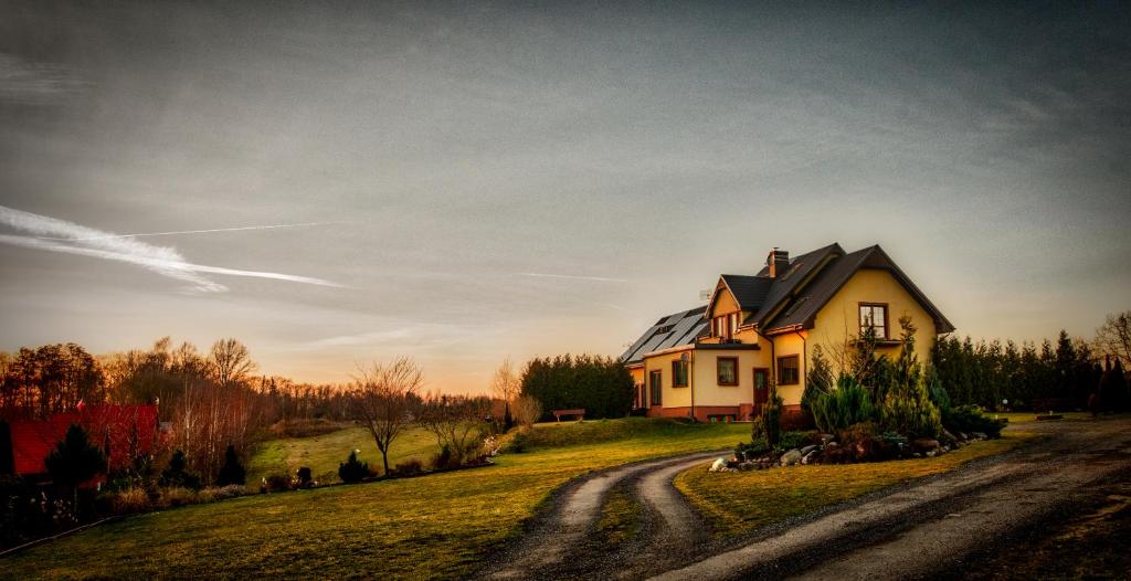 Dom Wczasowy Pięciu Pomostów I DOMKI LETNISKOWE photo 3