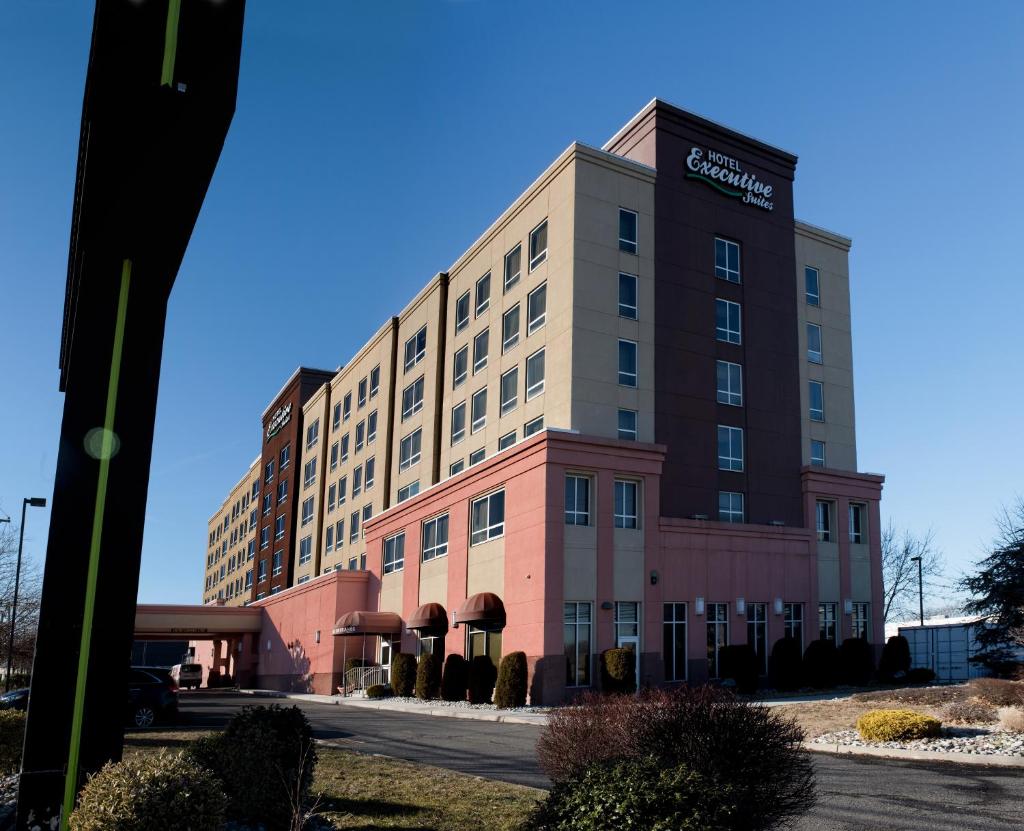 Hotel Executive Suites image