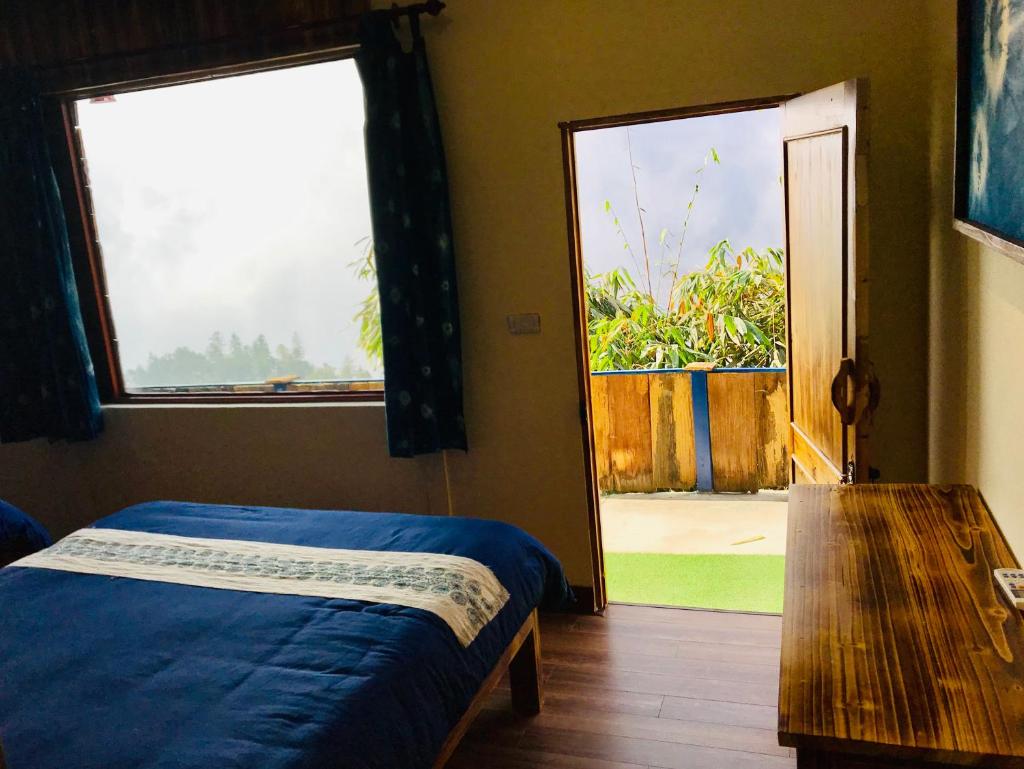 Fansipan Terrace Cafe and Homestay