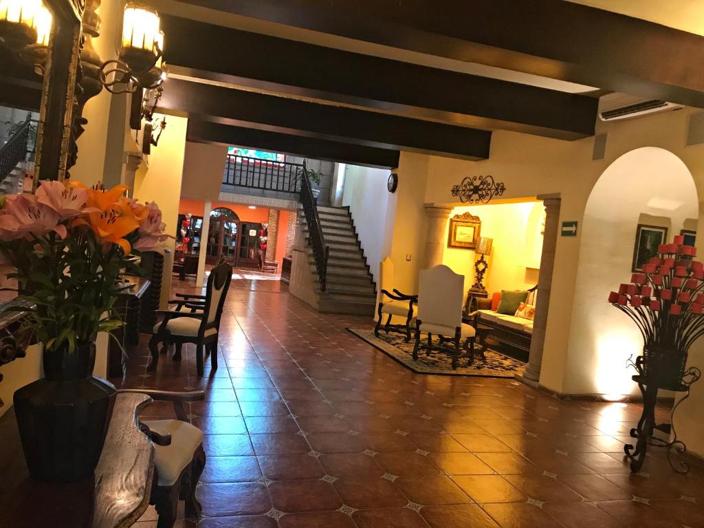 Hotel Valles photo 1