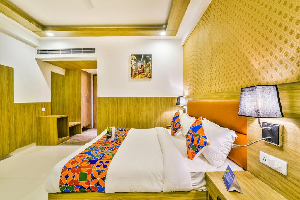 Двухместный (Номер Делюкс), Staybook - Hotel Rove New delhi Airport