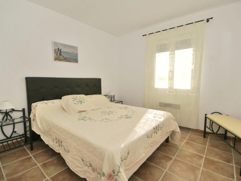 Pastoral Holiday Home with Terrace Garden photo 4