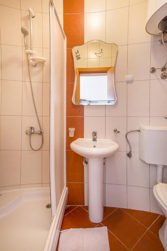 Двухместный (Двухместный номер с 1 кроватью и балконом), Apartments and rooms Marija