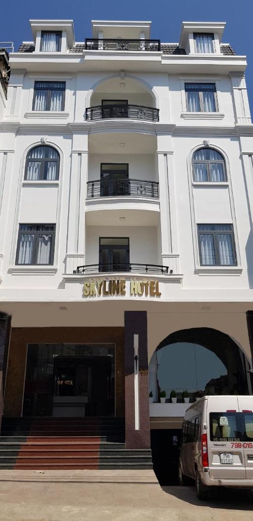 Skyline Hotel photo 1
