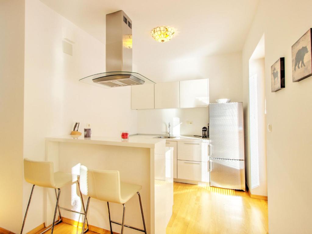 Sun and Spa Apartment photo 1