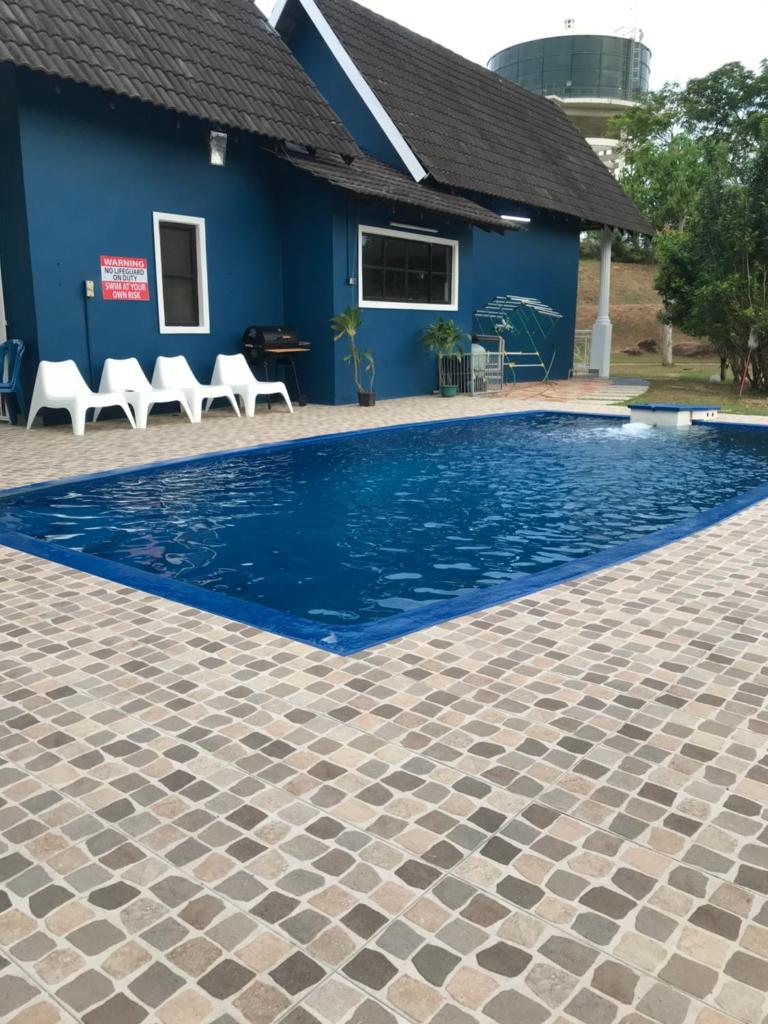 beautiful villa with private pool 1313 bumiputra only