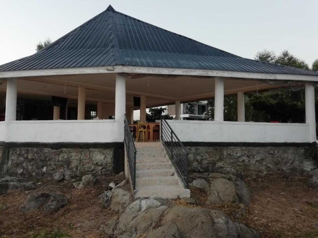 White Stone Beach Resort photo 4