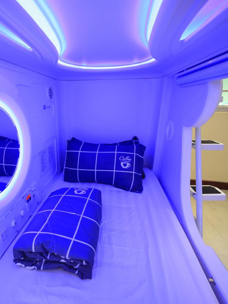 Номер (Улучшенный номер-капсула), Spacepod@hive