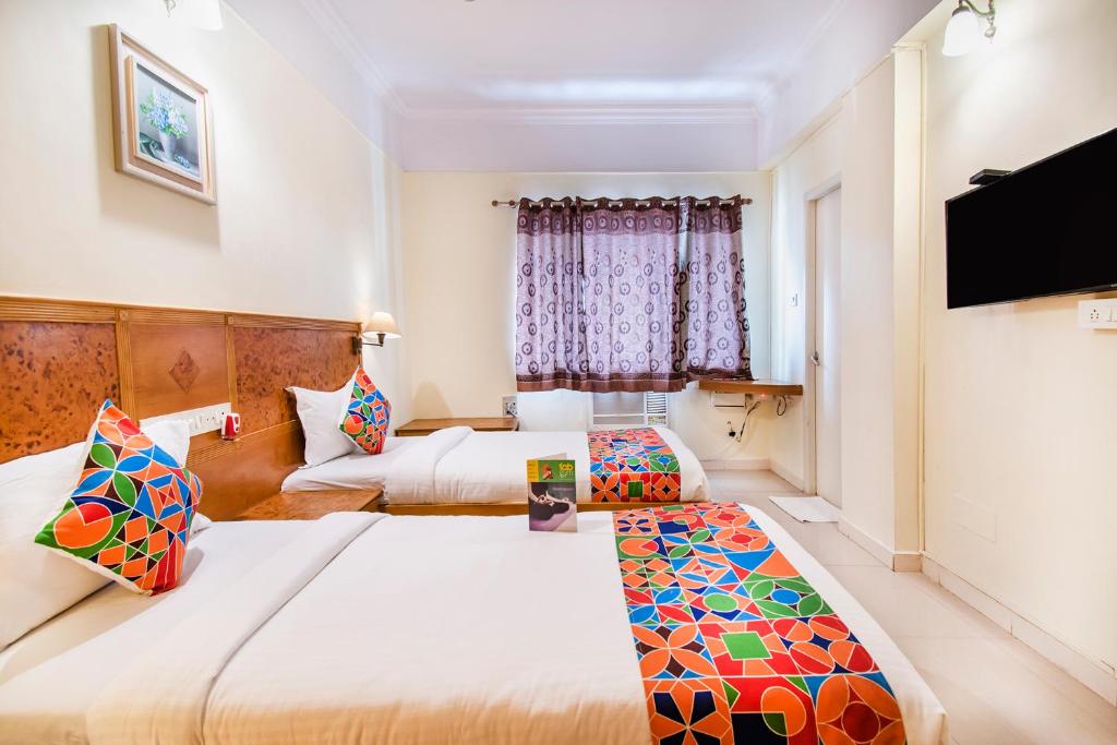 Двухместный (Двухместный номер Делюкс с 1 кроватью), FabHotel Metro Manor Central Station