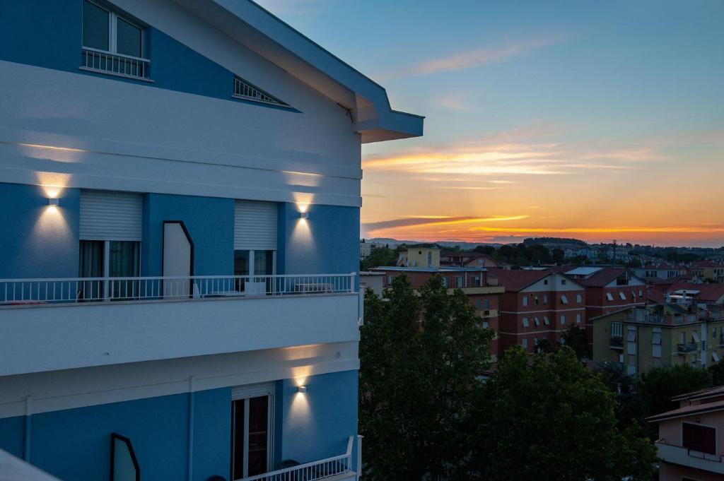 Hotel Mondial photo 3