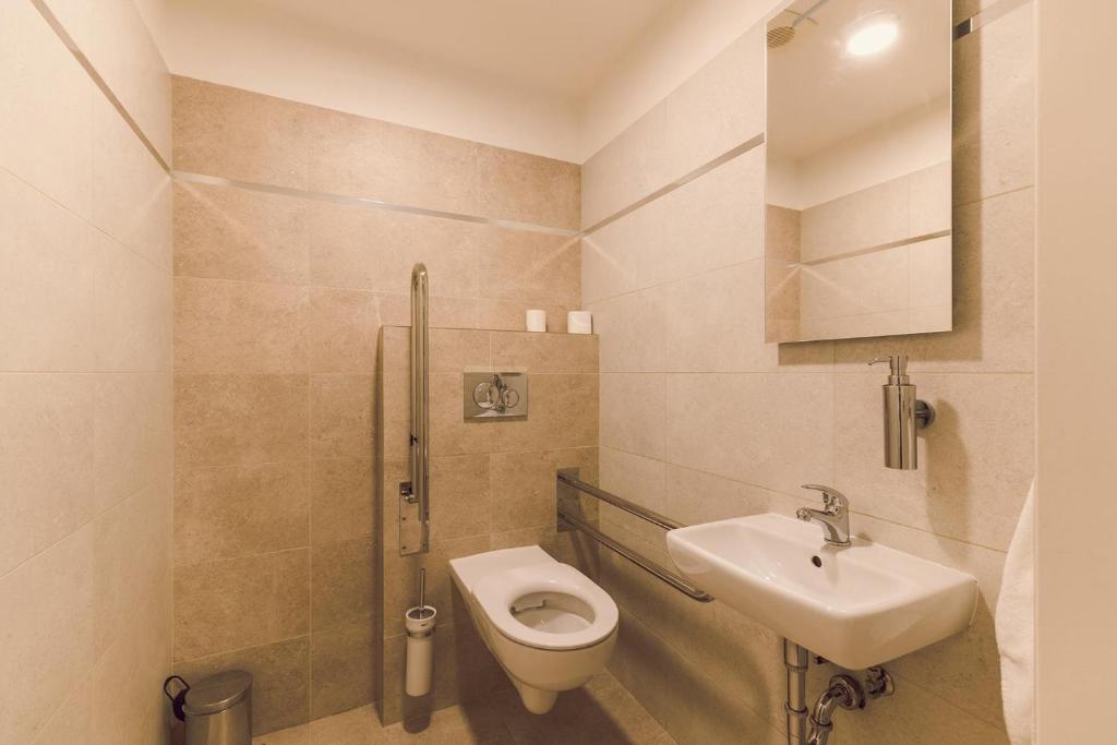 Апартаменты (Апартаменты - 1-й этаж), Kings Residence
