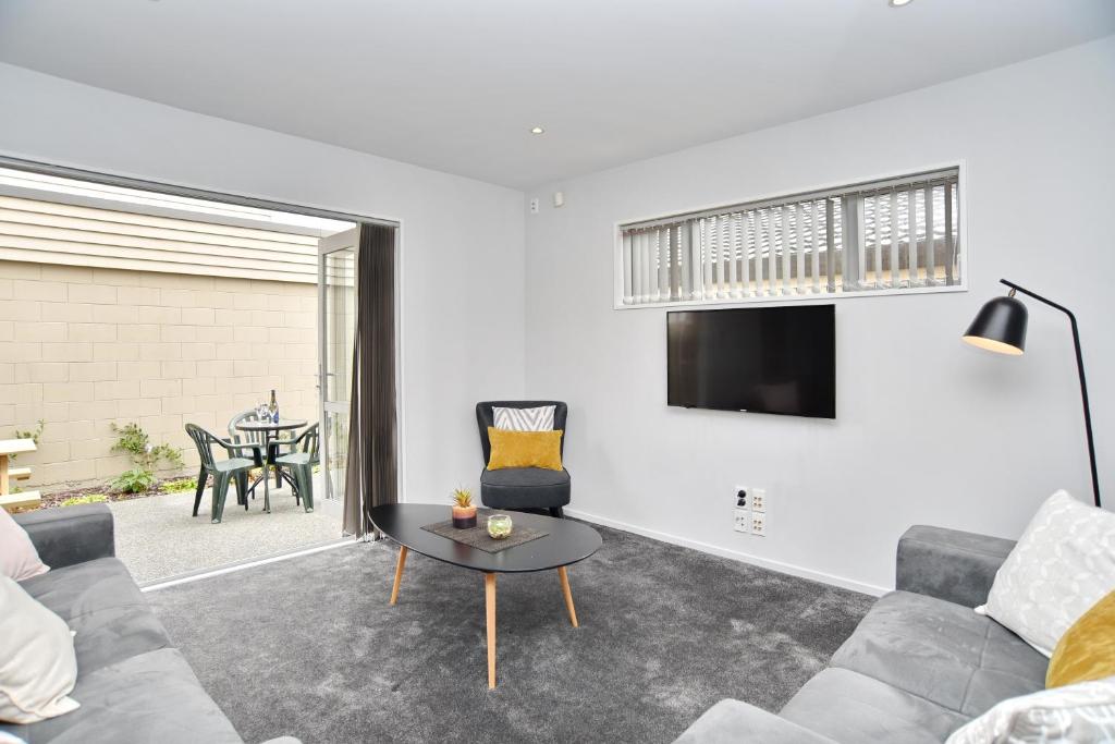 Regents Villas - Christchurch Holiday Homes photo 2