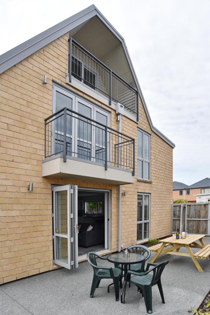 Regents Villas - Christchurch Holiday Homes photo 4