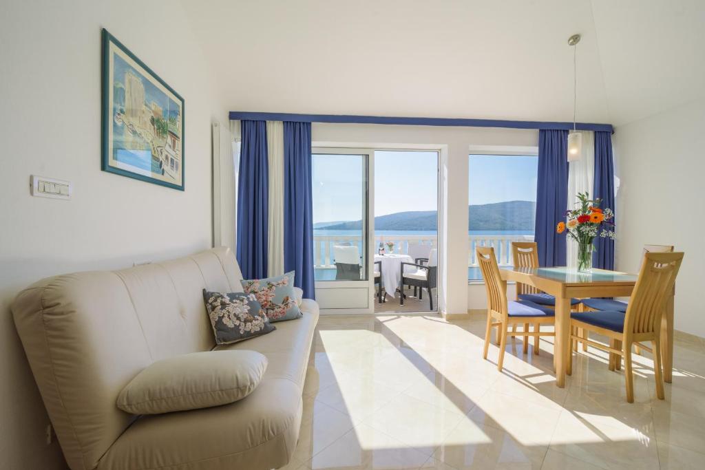 Villa Mediterana photo 3