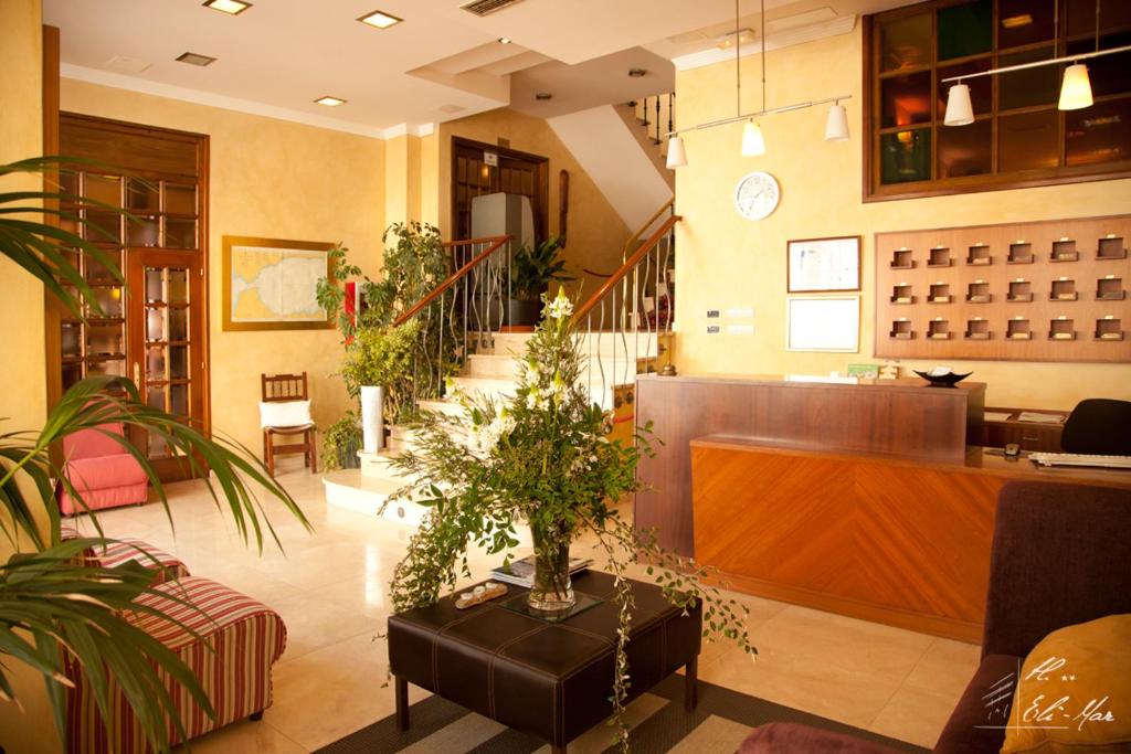 Hotel Eli-Mar photo 2