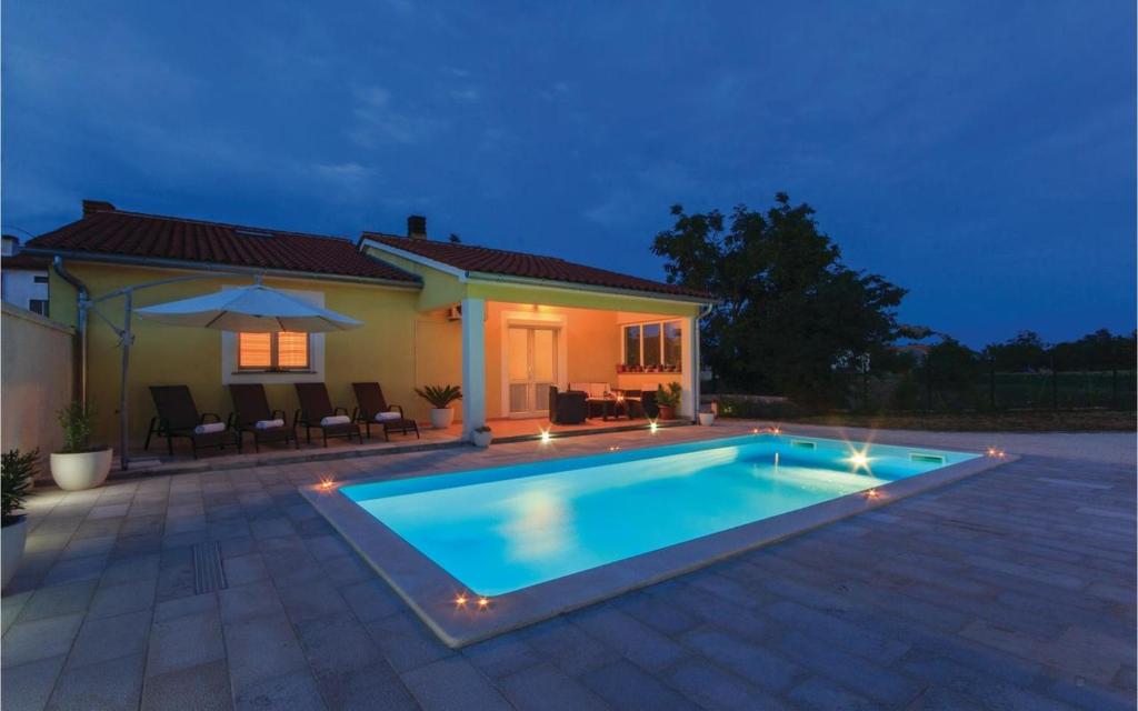 Holiday house Mary photo 2