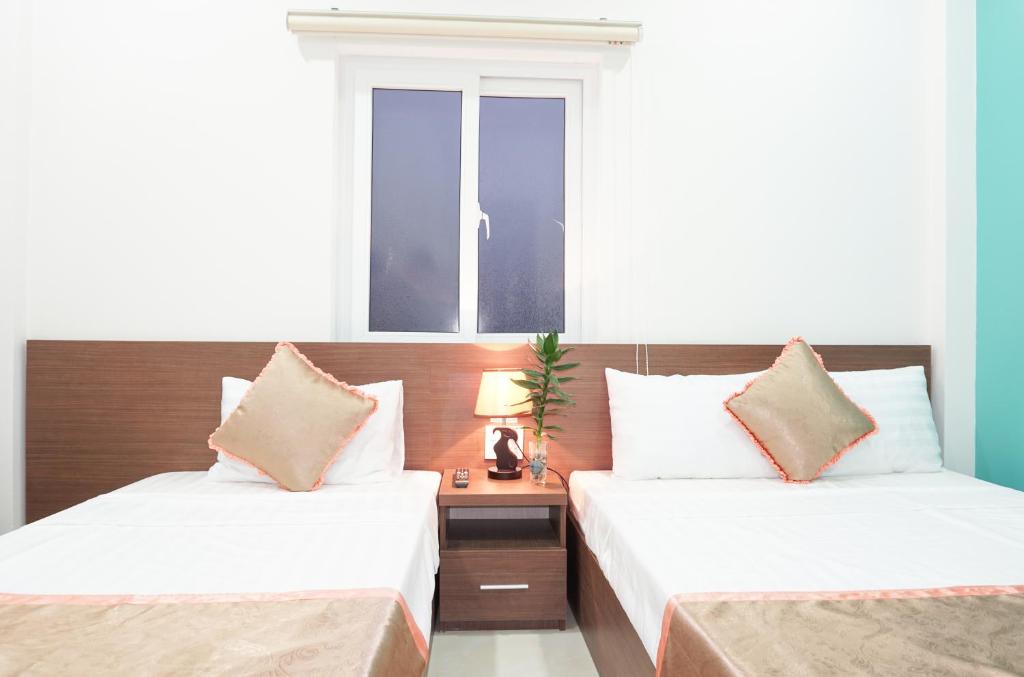 Двухместный (Стандартный номер с кроватью размера «king-size»), Hưng Long Hostel