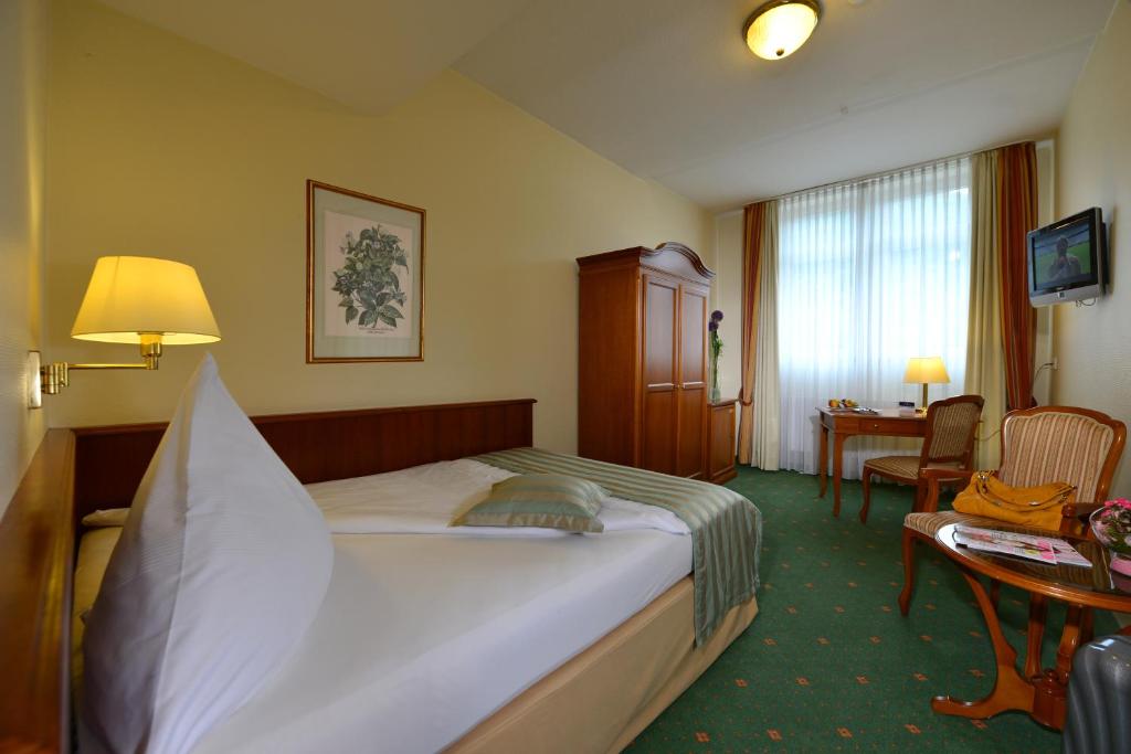Одноместный (Улучшенный одноместный номер), City Partner Hotel Holländer Hof