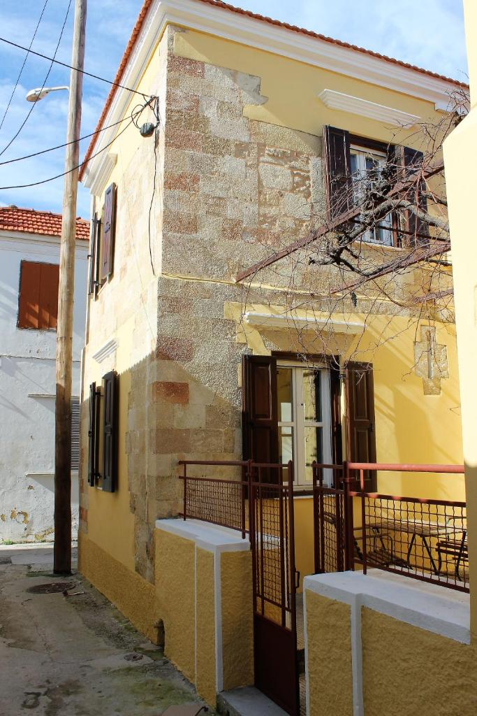 Alexandros Traditional House photo 2