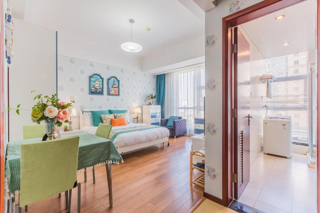 Двухместный (Улучшенный номер с кроватью размера «queen-size»), Westlake 7 Service Apartment