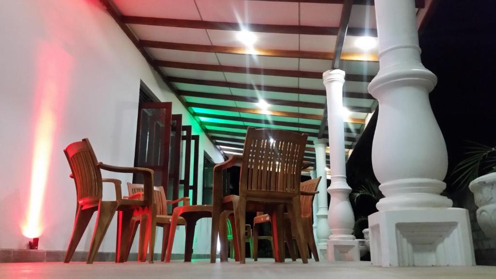 Kandyan Rest photo 2