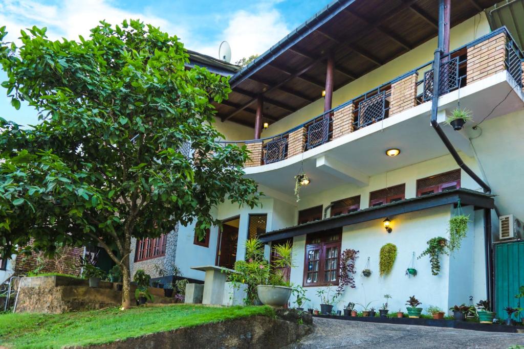 Kandyan Hideout photo 3