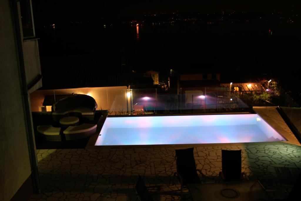 Liams Mansion photo 4