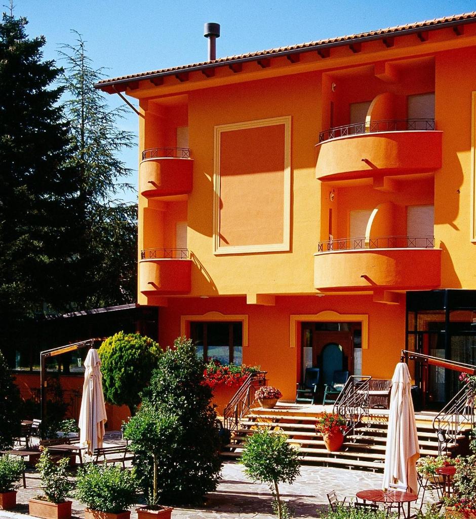 Hotel Ristorante Montenerone photo 2