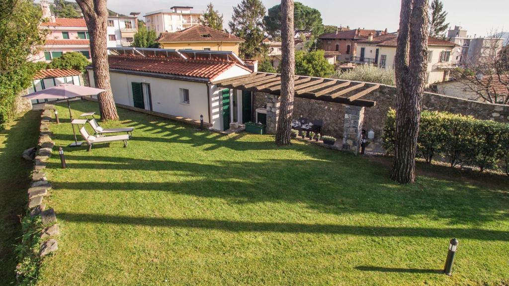 Gardenhouse Sarzana photo 1