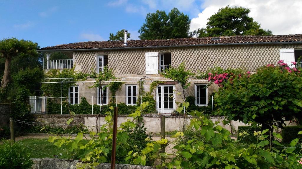Le Gué Renard-un Balcon Sur La Charente photo 1