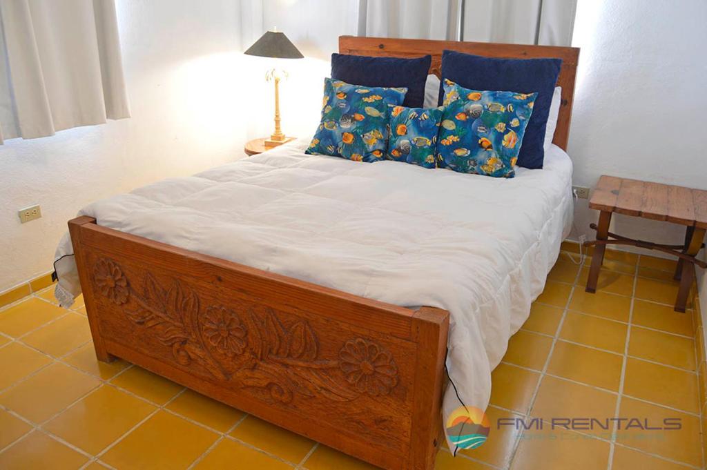 Casita Blanca by FMI Rentals photo 4