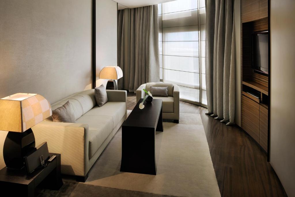 Двухместный (Классический двухместный номер с 1 кроватью), Отель Armani Hotel Dubai