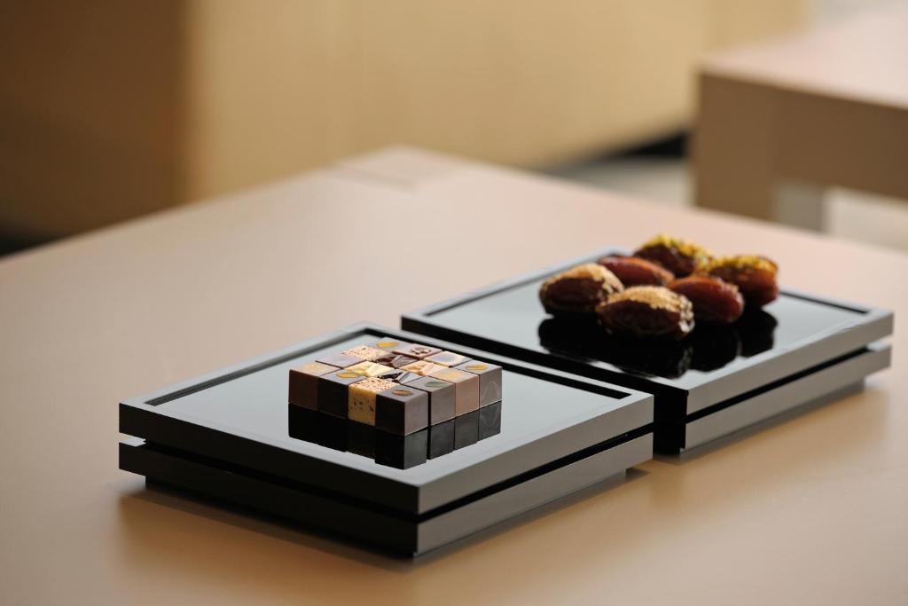 Двухместный (Двухместный номер Делюкс с 1 кроватью), Отель Armani Hotel Dubai