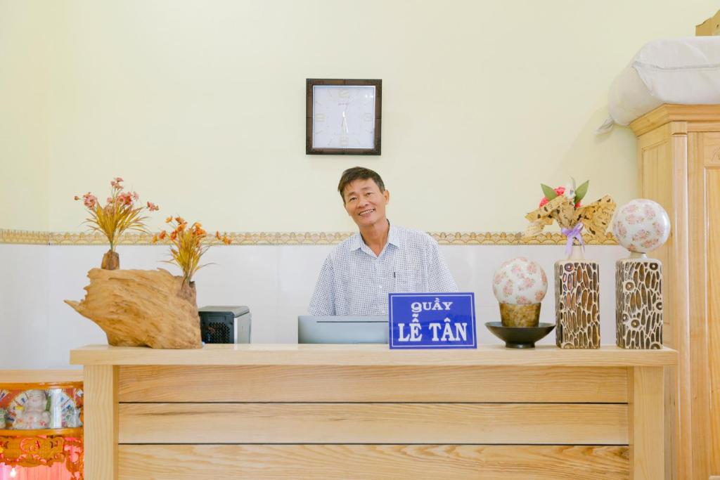 Nhà Nghỉ Quê Ló