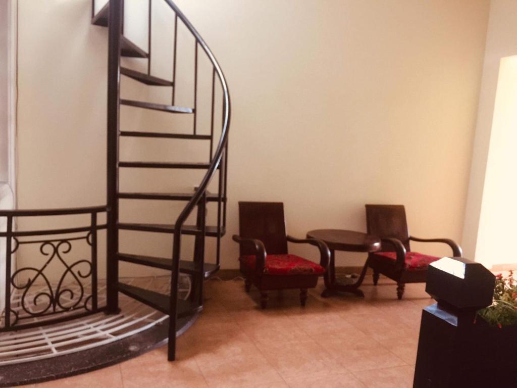 KHANG HOMESTAY